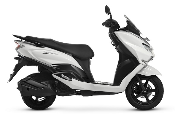 Suzuki Unveils the Brand-New Burgman 400 Scooter